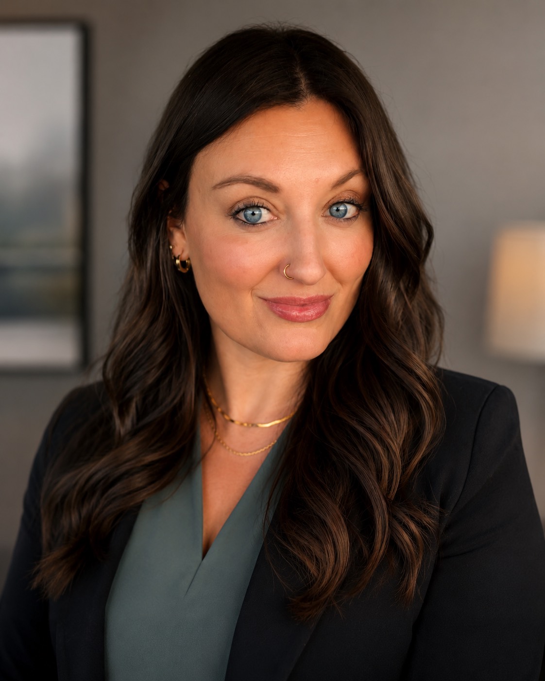 Portrait photo of Rebecca Ditgen